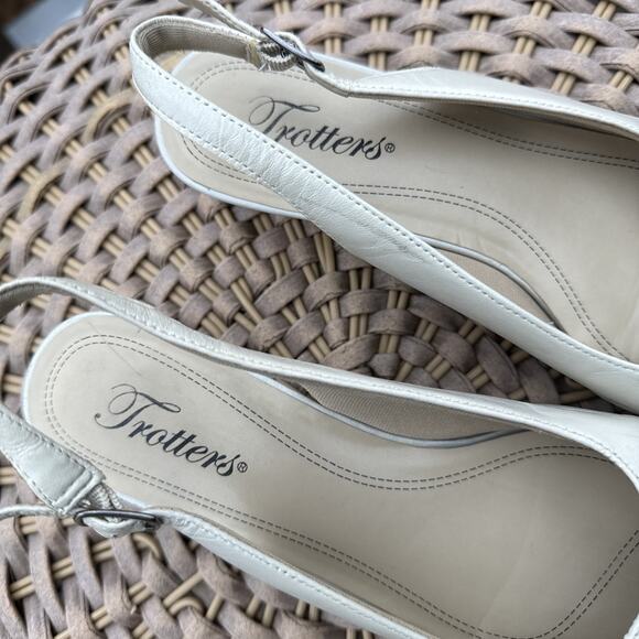 Trotters Sling Back Shoes Nude 7.5 M Tan Women’s Made In Brazil Cap Toe Pump - Picture 6 of 16